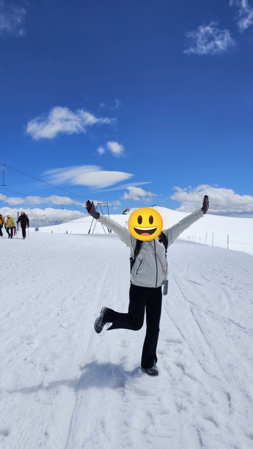 冰川天堂滑雪平台